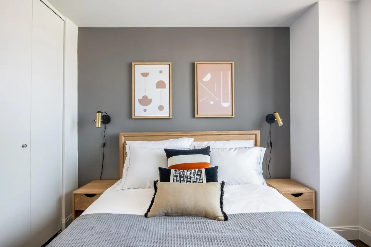 شقة Ues 1Br W Gym Doorman Balcony Stunning Roof Nyc-503 نيو يورك الولايات المتحدة الأمريكية