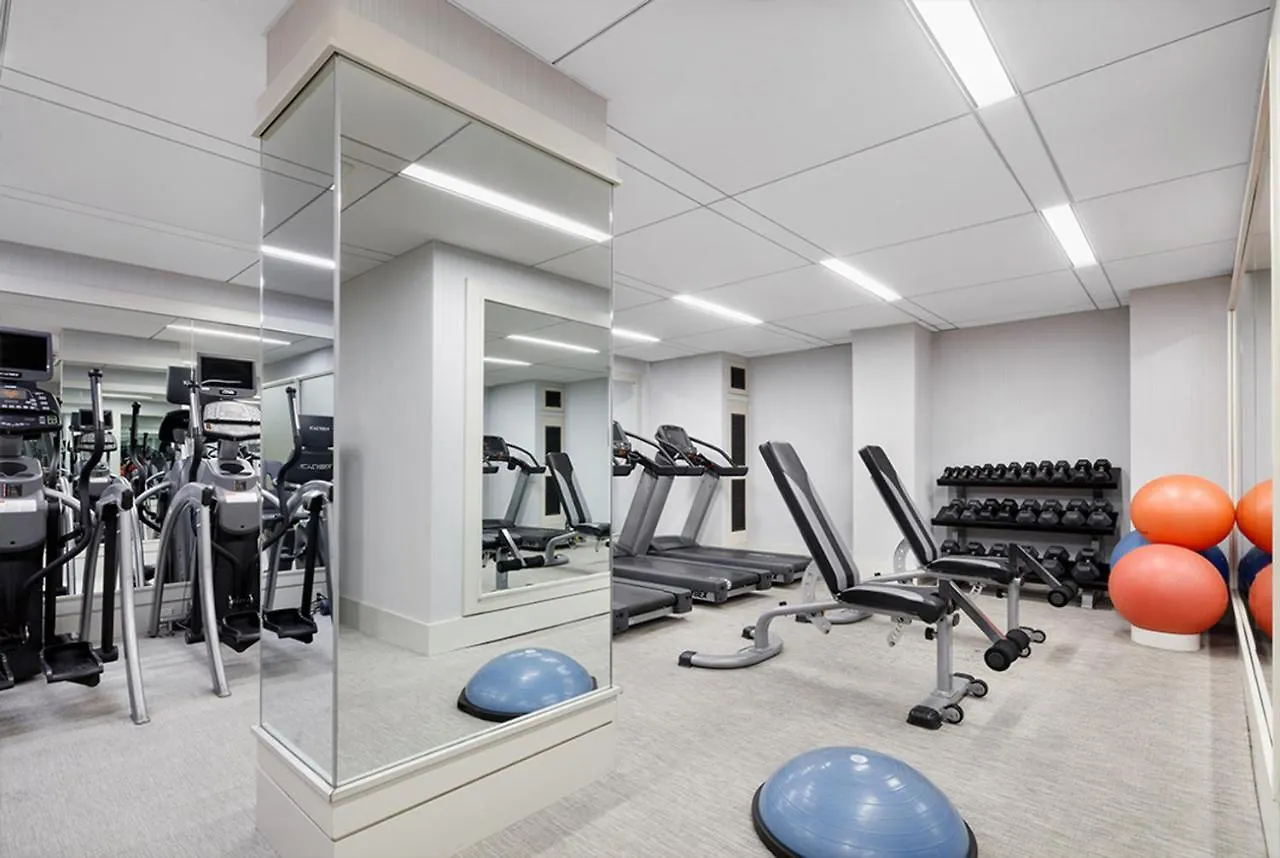 Ues 1Br W Gym Doorman Balcony Stunning Roof Nyc-503 Lägenhet New York USA
